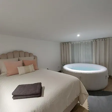 L08 Jacuzzi 5 Etoile Par Dengous